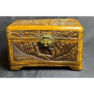 Old Chinese Carved Camphor Timber Wooden Chest Jewelry Vanity Tea Box